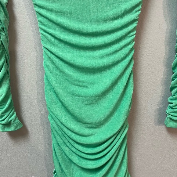 SER.O.YA Green Strapless Dress - Picture 13 of 14